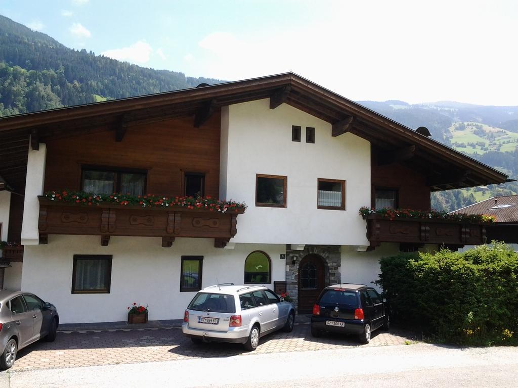 Apartment Alpin Aschau Im Zillertal Buitenkant foto